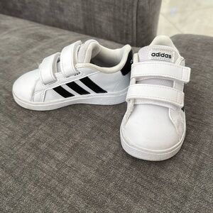 Only worn a couple times